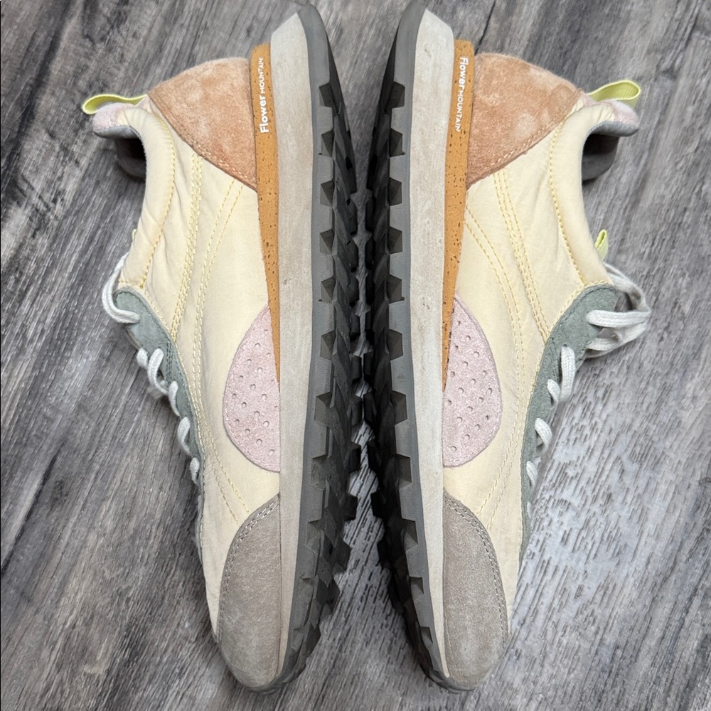 Flower Mountain Asuka Sneakers Size 9.5 - Picture 7 of 10